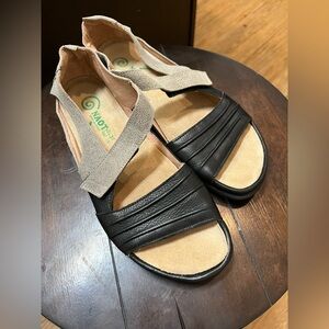 Naot Black and Tan Women's Sandals